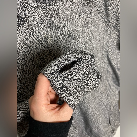 Lululemon Ready To Rulu Hoodie in Luon Spray Jacquard White Black Size 8 - Picture 15 of 16